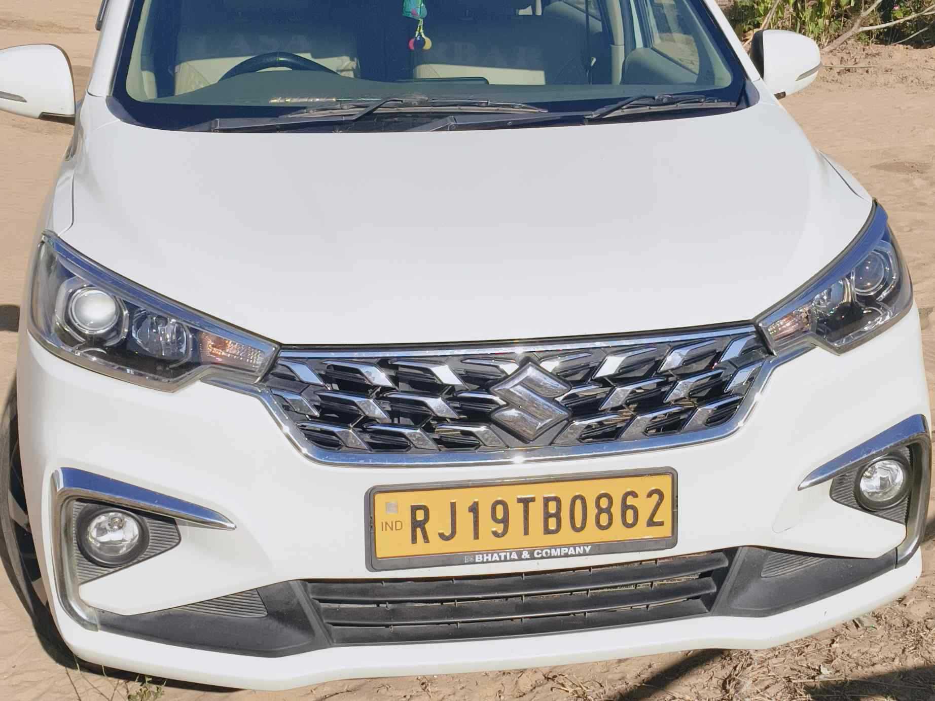 SUV Ertiga Car