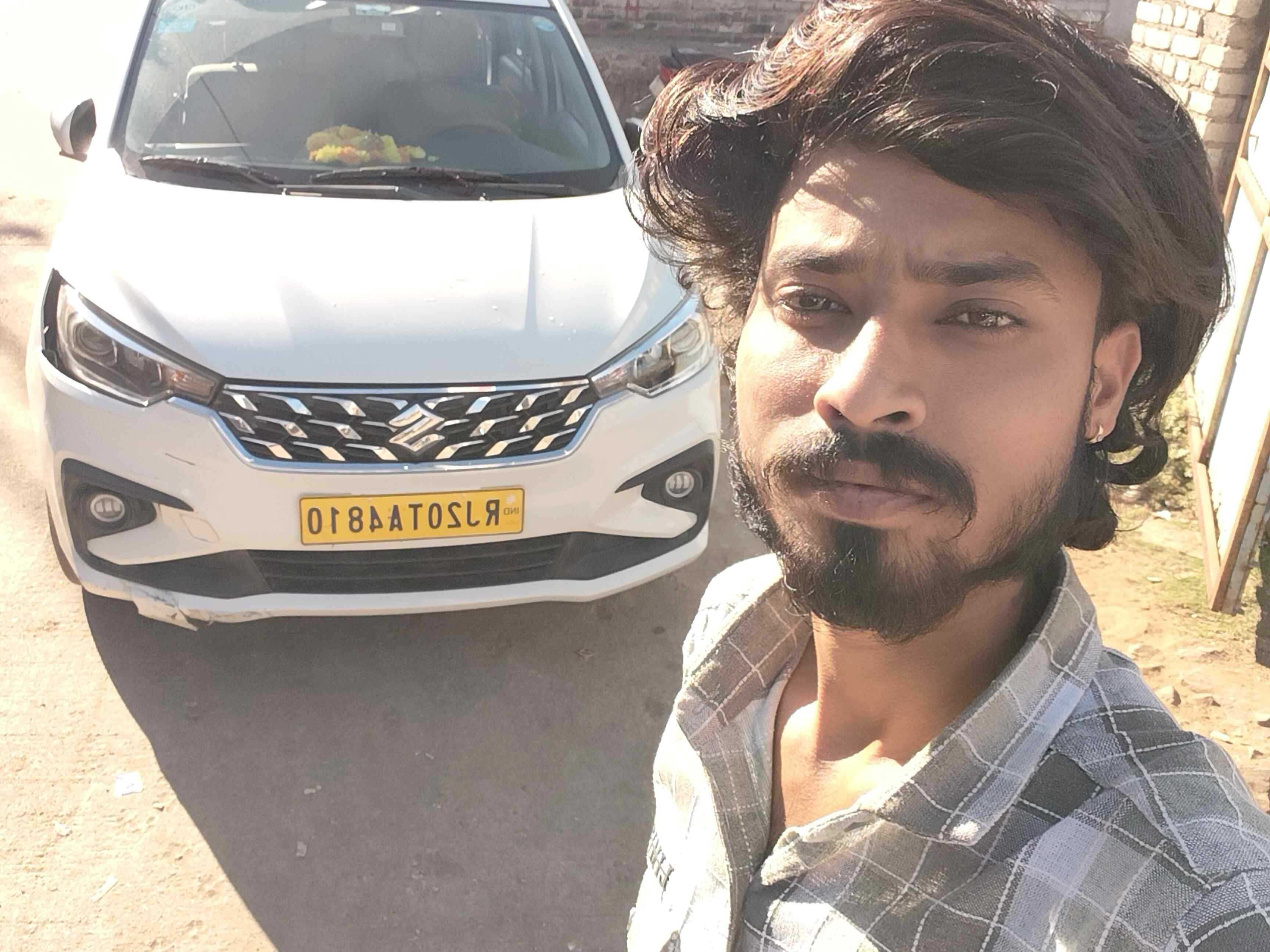 SUV Ertiga Car
