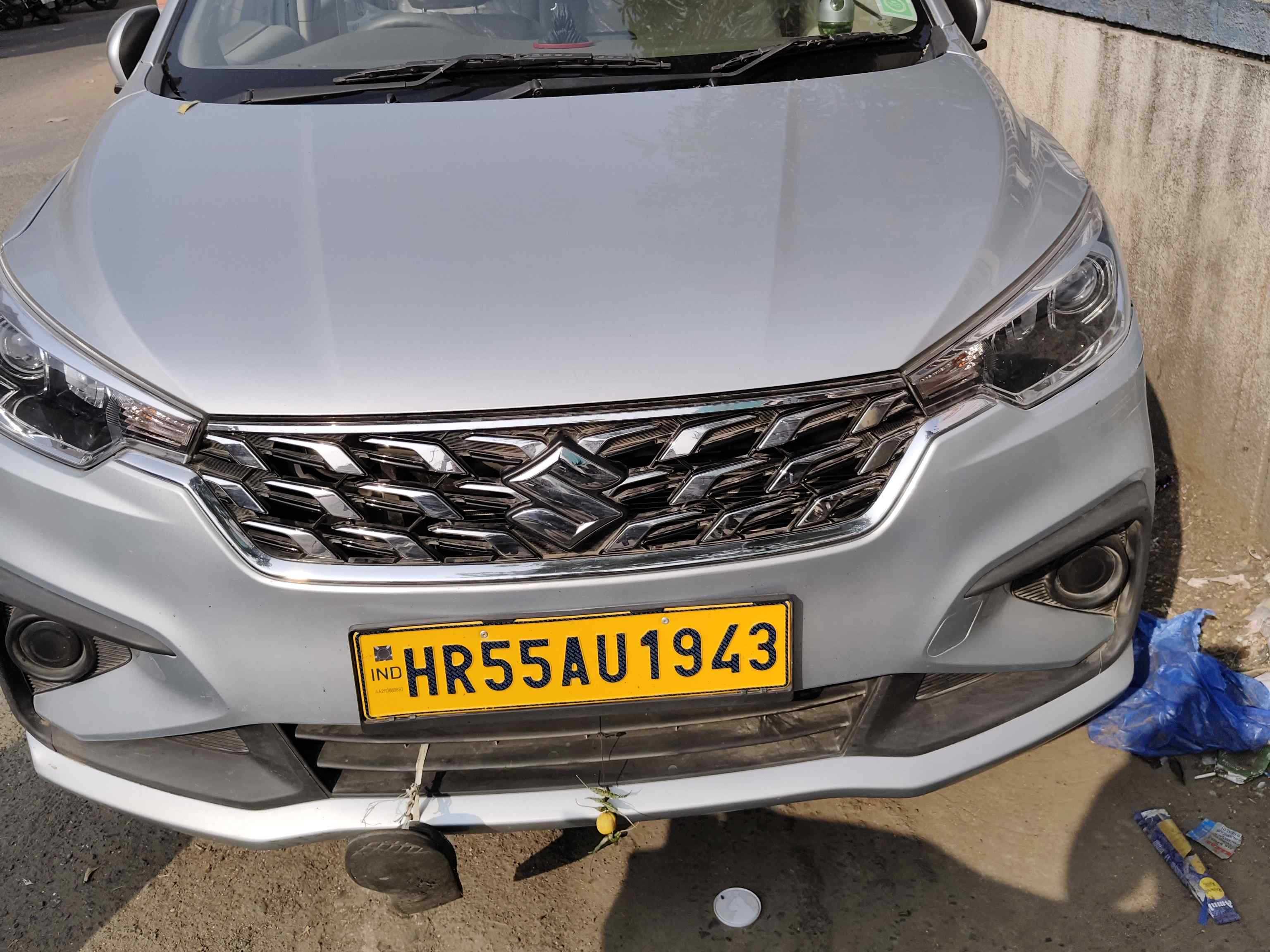 SUV Ertiga Car