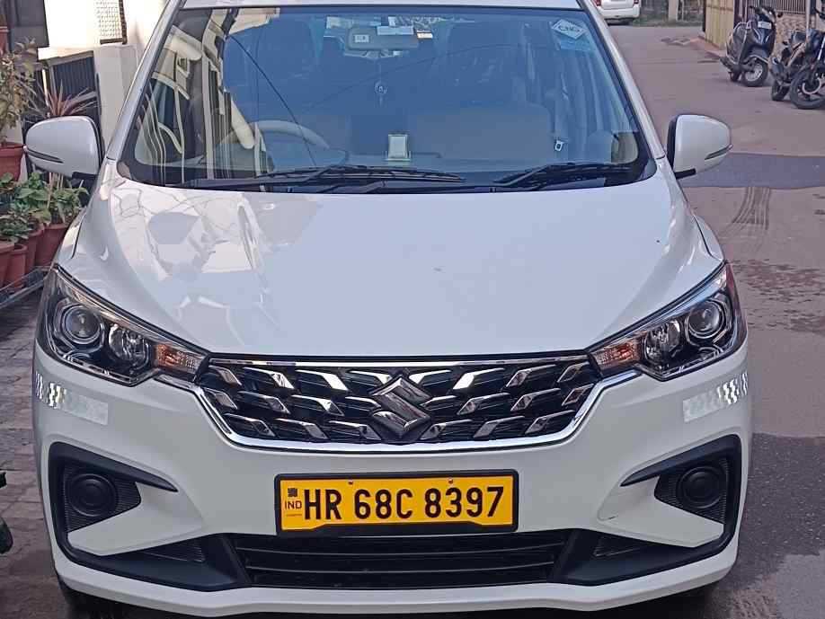 SUV Ertiga Car