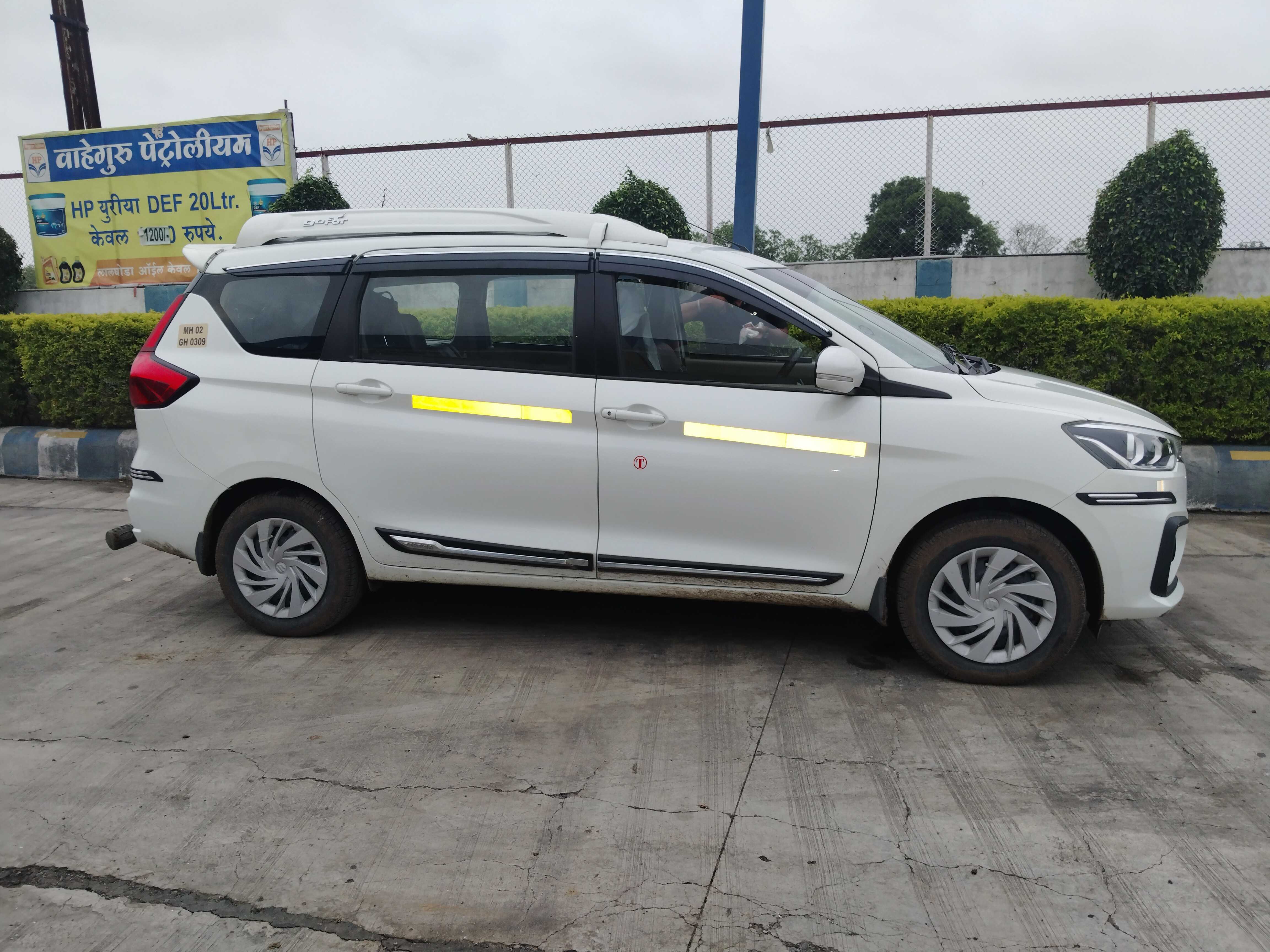 SUV Ertiga Car
