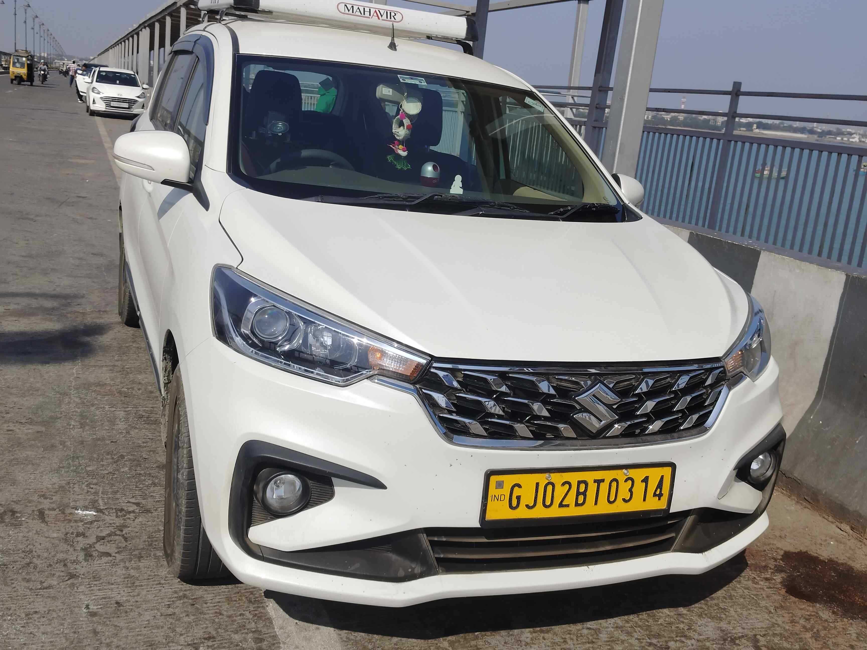 SUV Ertiga Car