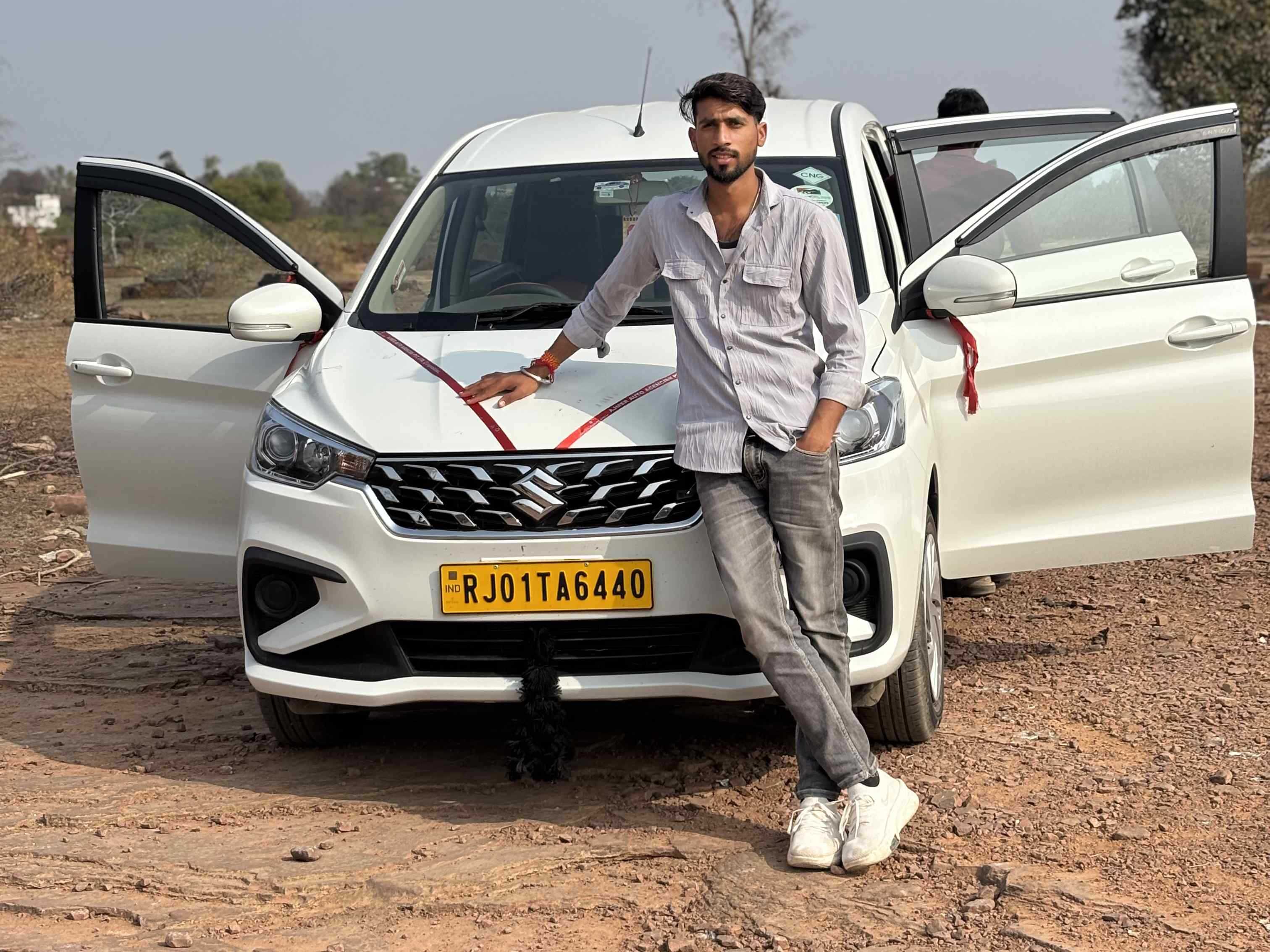 SUV Ertiga Car