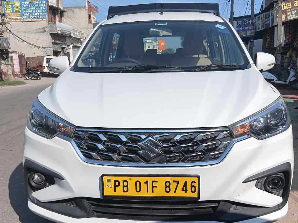 SUV Ertiga Car