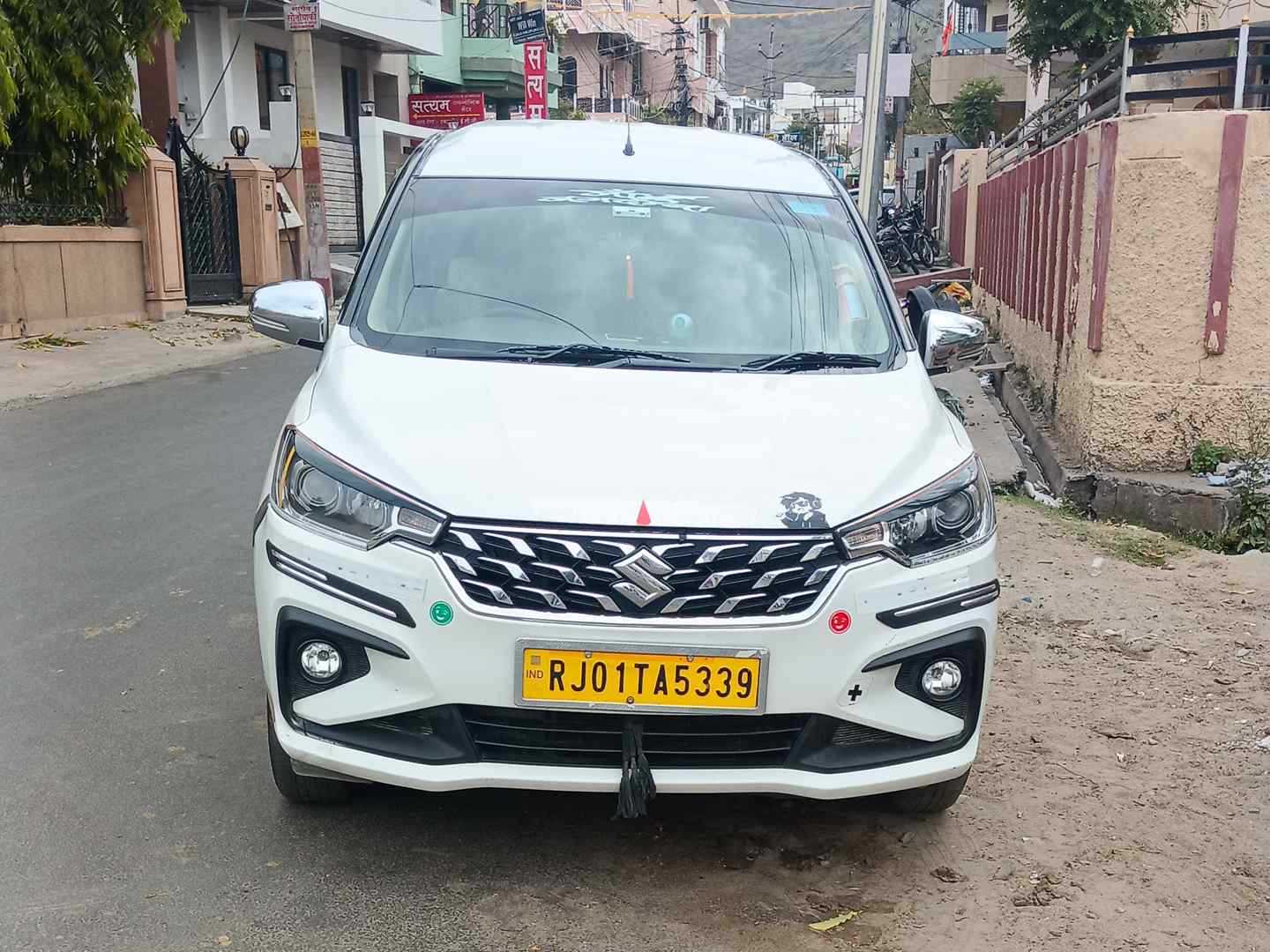 SUV Ertiga Car