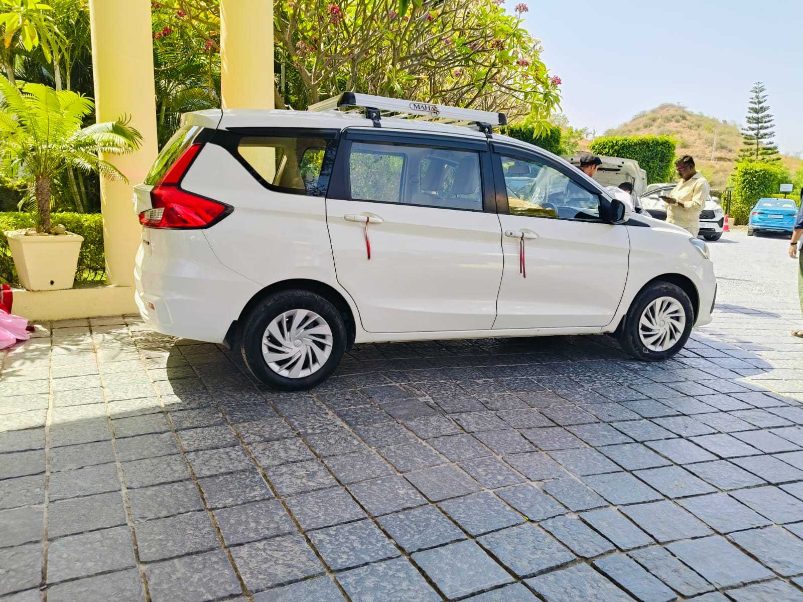 SUV Ertiga Car
