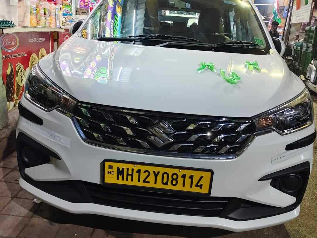SUV Ertiga Car