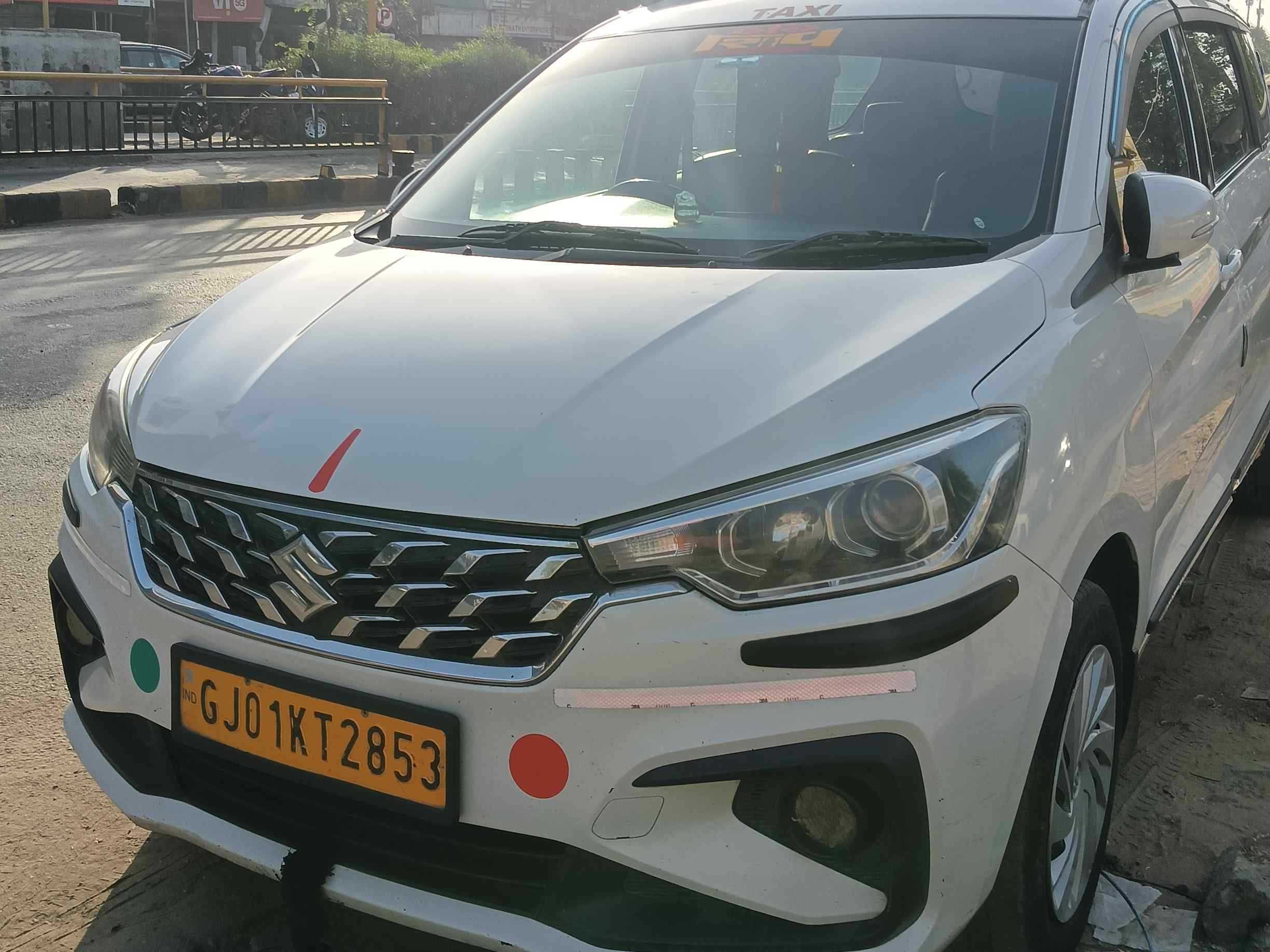 SUV Ertiga Car