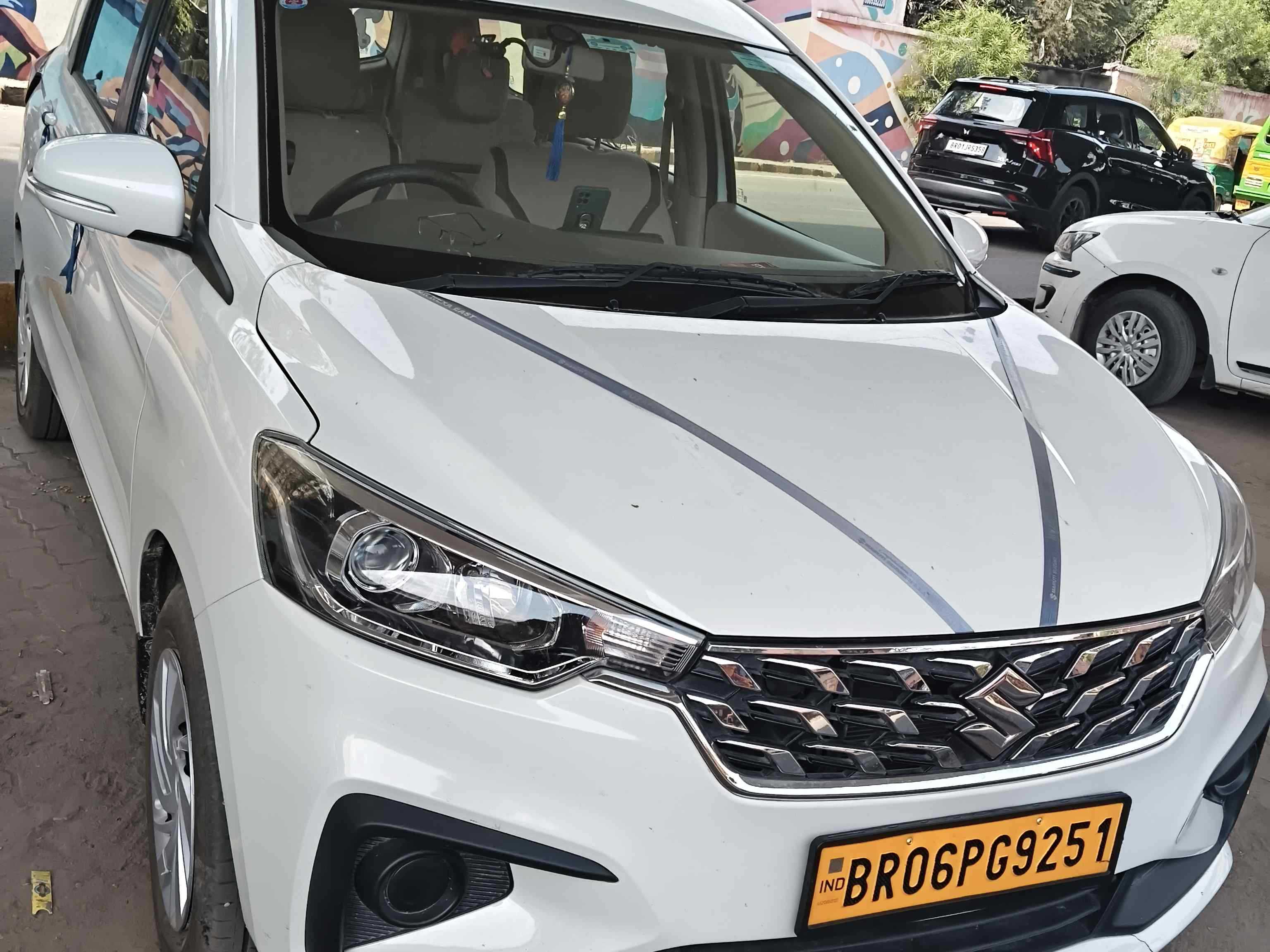 SUV Ertiga Car
