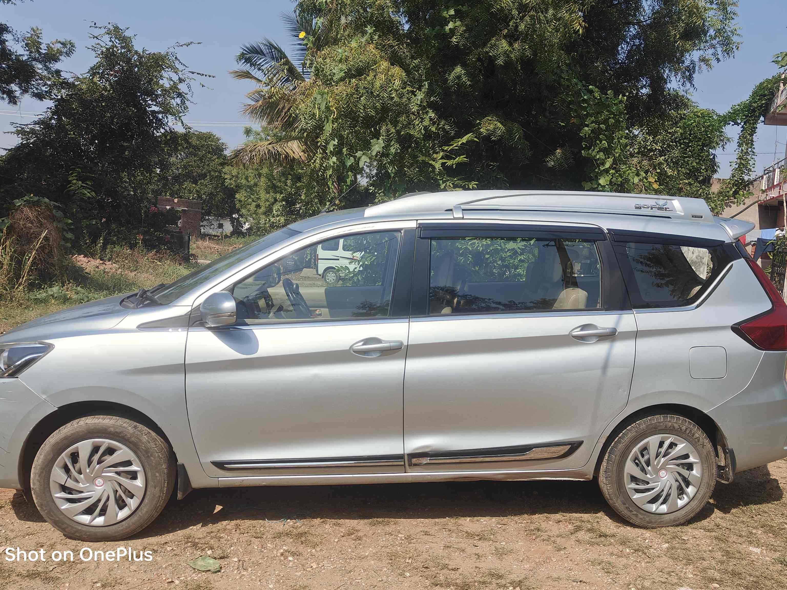 SUV Ertiga Car
