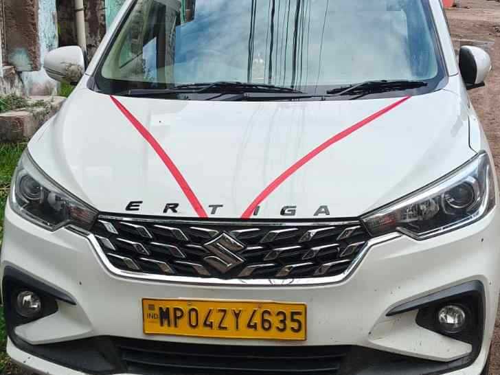 SUV Ertiga Car