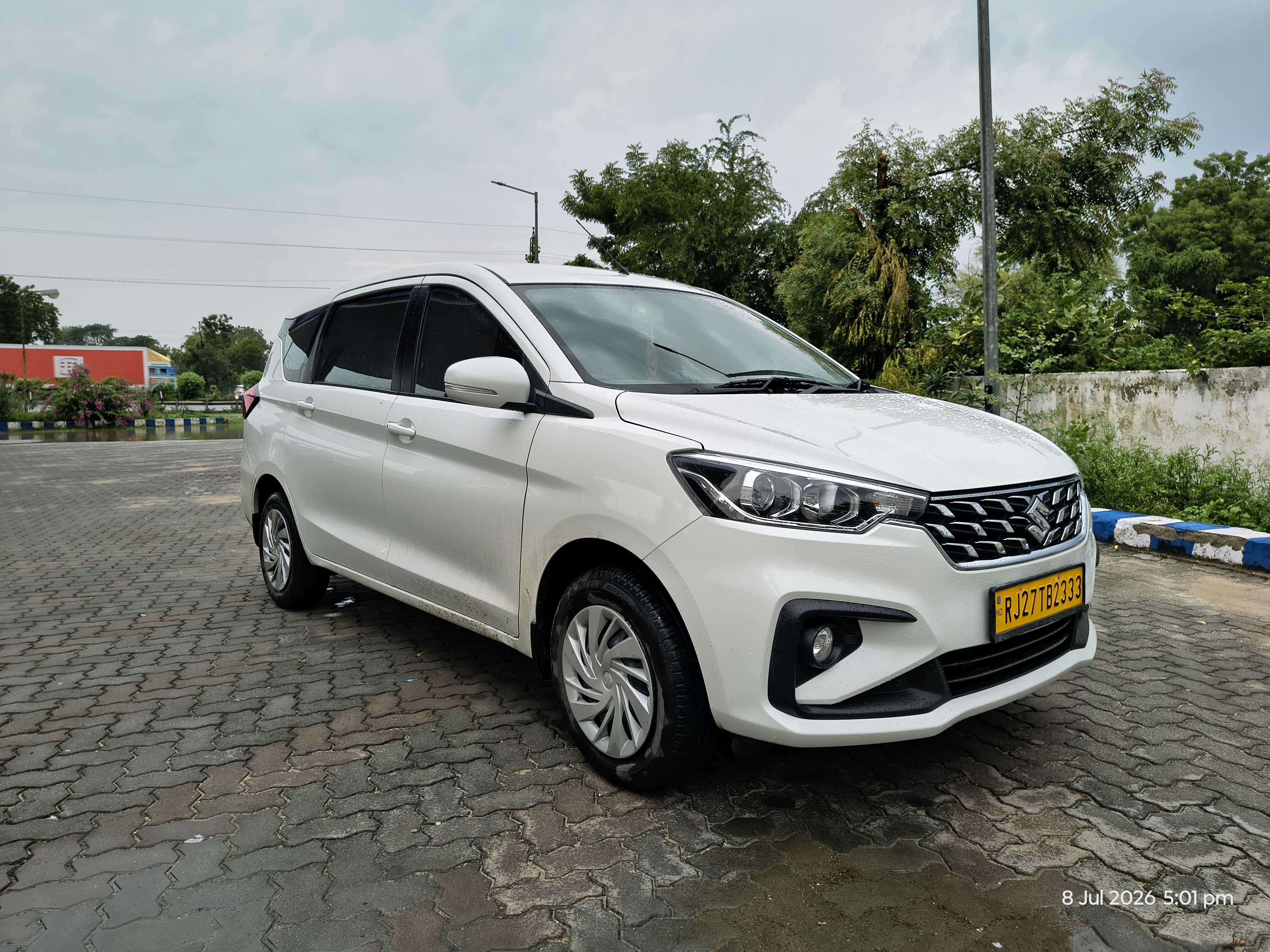 SUV Ertiga Car