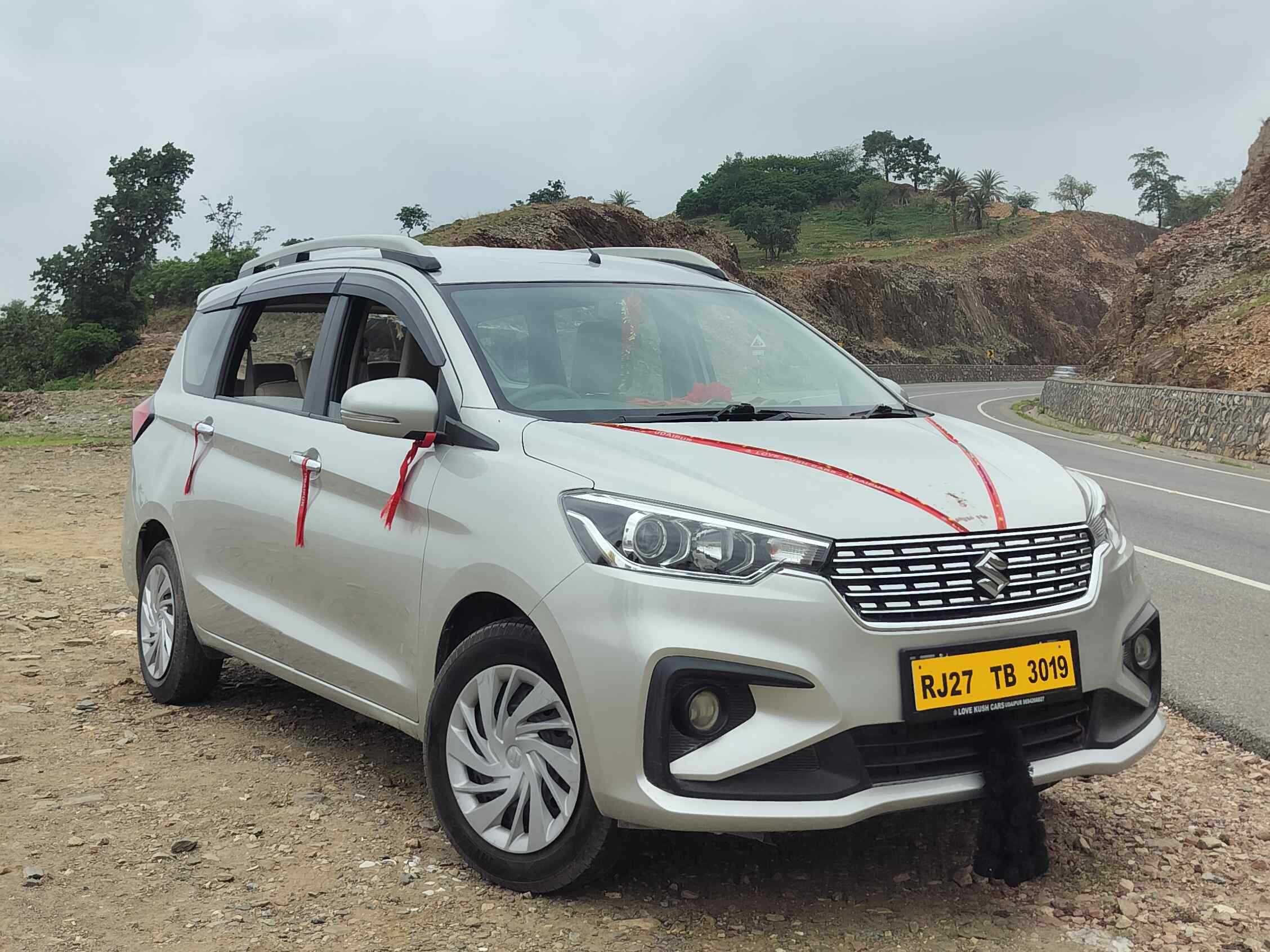 SUV Ertiga Car