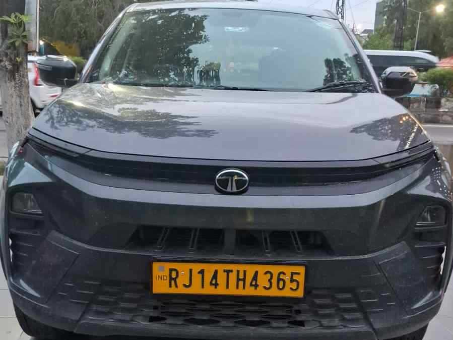 SUV Ertiga Car