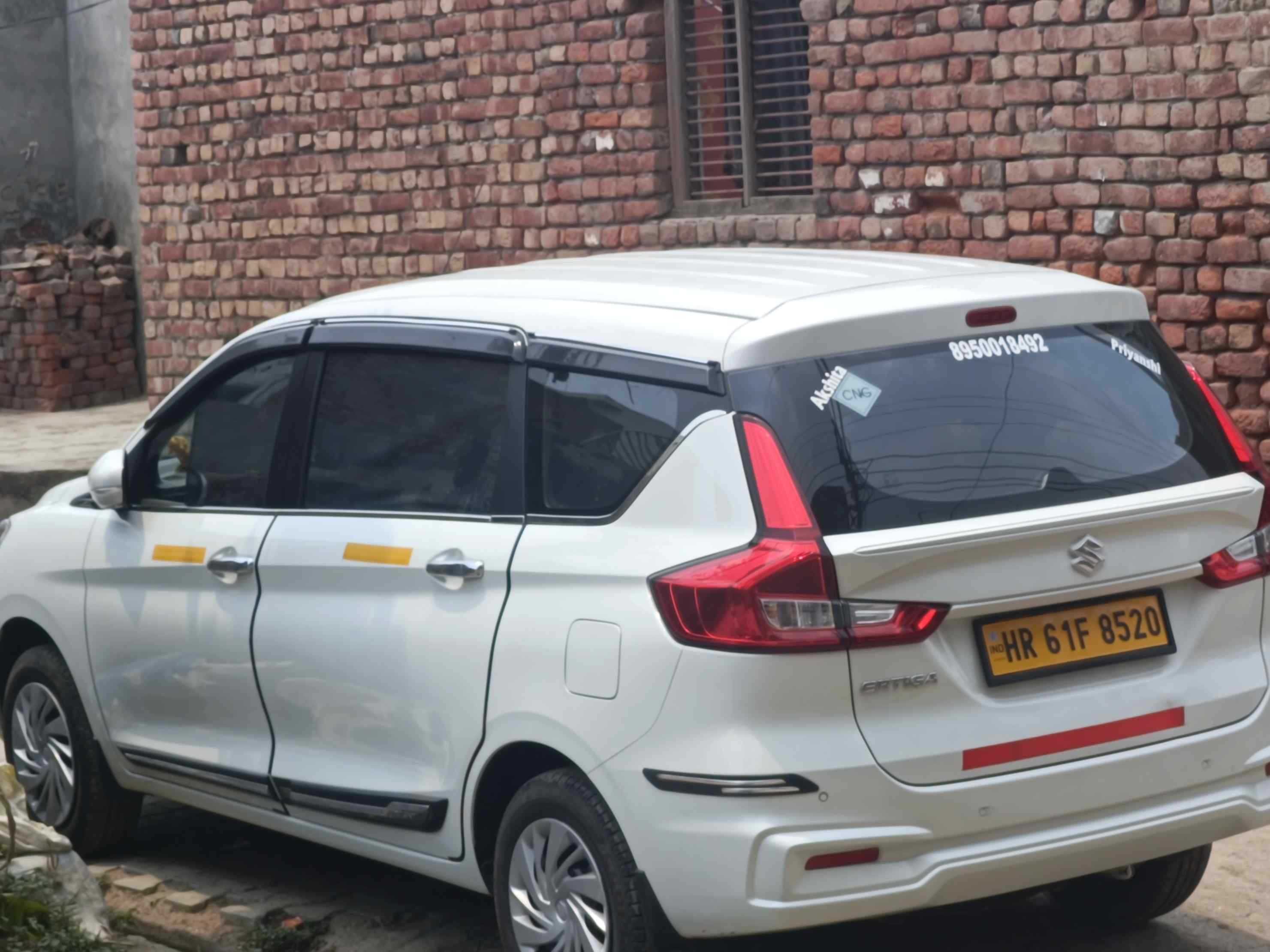 SUV Ertiga Car