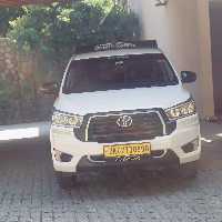 Ravindra Taxi Service
