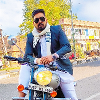 Apna Tour and Travels